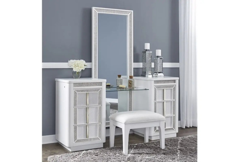 Chalanna_Vanity_Styled_CHALANNA7