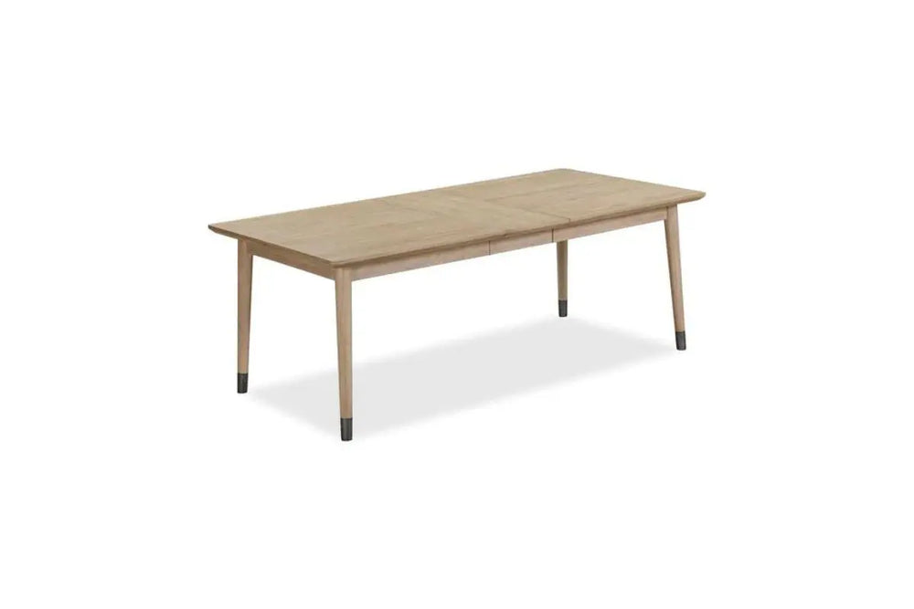 Franklin_Dining_Table_Au_Natural_Angled_053082769