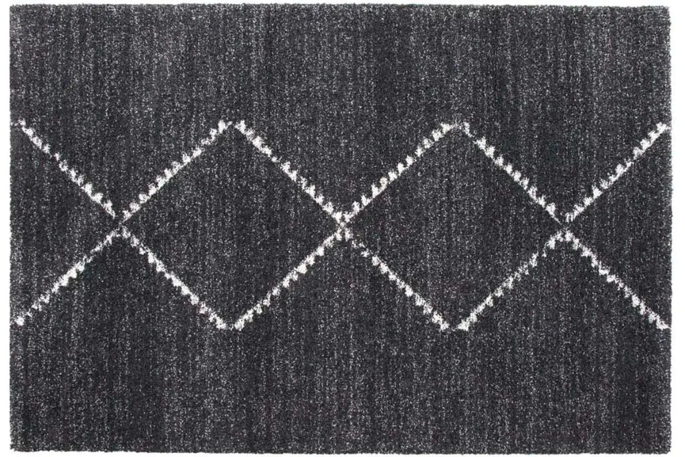 Granada_Rug_in_Diamond_Black_V5_122835272