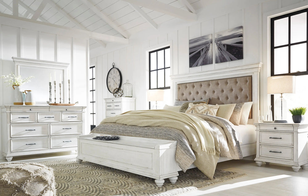 Kanwyn_Upholstered_Storage_Bed_Set_Styled_KANWYN048