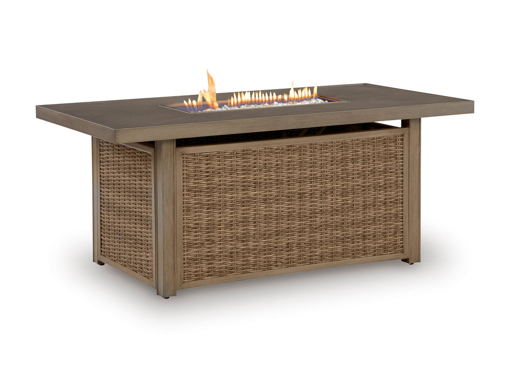 Laguna_Heights_Firepit_Lit_Angle_on_White_566941737