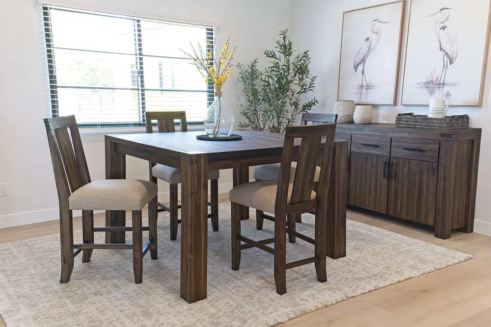 Meadow_Cntr_Height_Brown_4Chrs_Styledv7_238888595