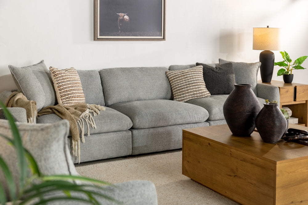 Nova_Sofa_in_Barley_Detail_VIew_NOVA00005