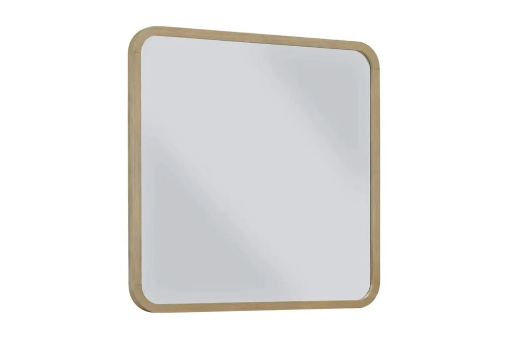 Penny_MR_Buff_Cream_Angle_061566661